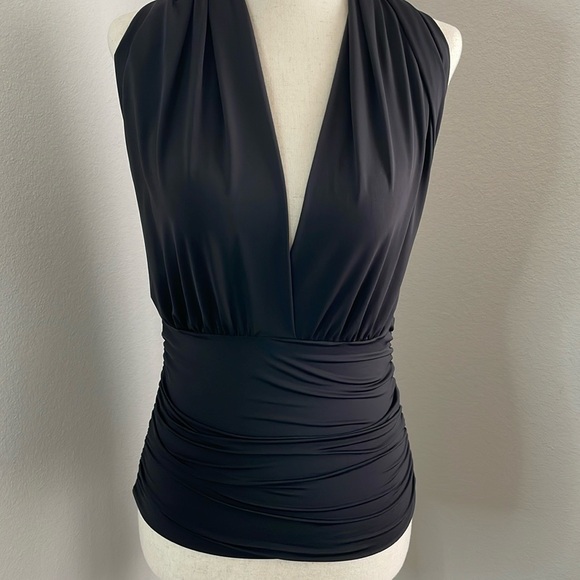 Tailor & Twirl By Tatyana Wrap Top Black Small - Picture 2 of 7